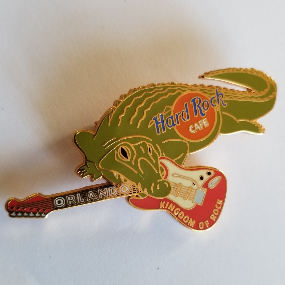 Vintage Hard Rock Cafe pin alligator croc crocodile red guitar